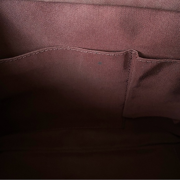 Chanel Large Boy Coco Camera Bag - Picture 15 of 15